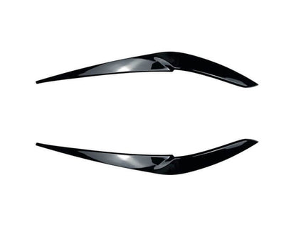 BMW Valoluomet X5 G05 & X6 G06 2018– – Kiiltävän musta. - BMW Headlight Covers X5 G05 & X6 G062018– – Gloss Black Headlight Covers - BMW Scheinwerferblenden X5 G05 G06 2018– – Scheinwerferabdeckungen in Hochglanzschwarz – Glänzend schwarz.