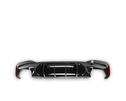 (BMW G30 G31 Diffuusori - Takadiffuusori 2017–2024 Kiiltävä musta. - BMW G30 G31 Diffuser - Rear Diffuser – Gloss black. - BMW G30 G31 Diffusor – Glänzend schwarz.)