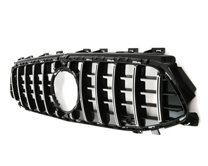 Mercedes Front Grille CLA C118 X118 2023– – Sporty GT Look Panamericana design with black and chrome finish | Mercedes Etumaski CLA C118 X118 2023– | Mercedes Kühlergrill CLA C118 X118 2023–